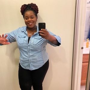 Meet your Posher, Latasha